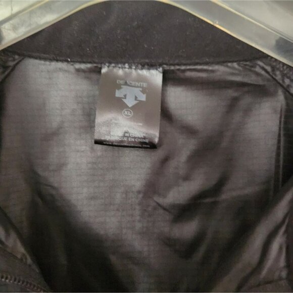 NWT DESCENTE | Velom cycling jacket windbreaker women sz XL - Picture 3 of 5